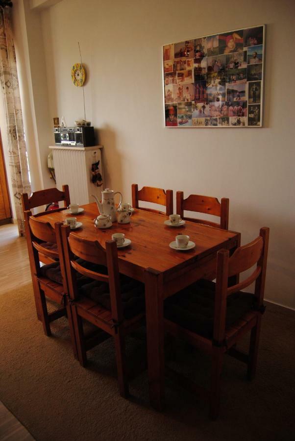 Apartment By The Beach كالاماتا المظهر الخارجي الصورة