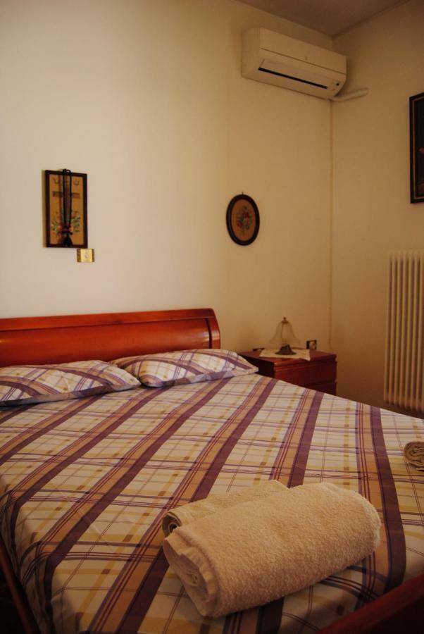 Apartment By The Beach كالاماتا المظهر الخارجي الصورة